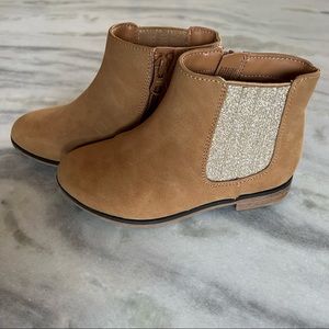 Cat and Jack Tan Light Brown With Glitter Girls Ankle Boots Size 10